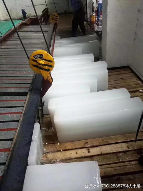 福州冰块图鉴:工业降温大冰块,食用冰块与干冰的多维妙用